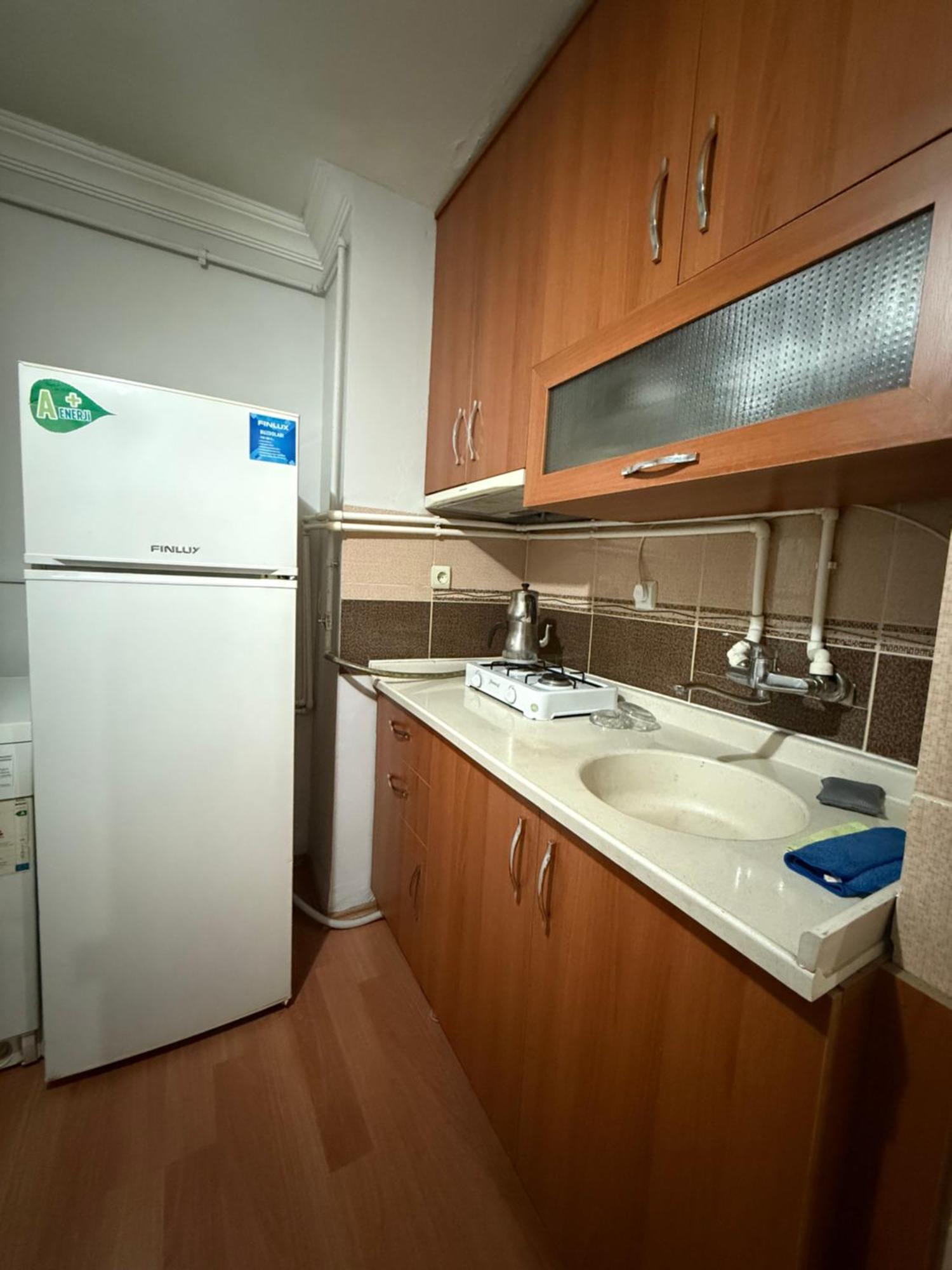 With Kitchen In The Center Daire *